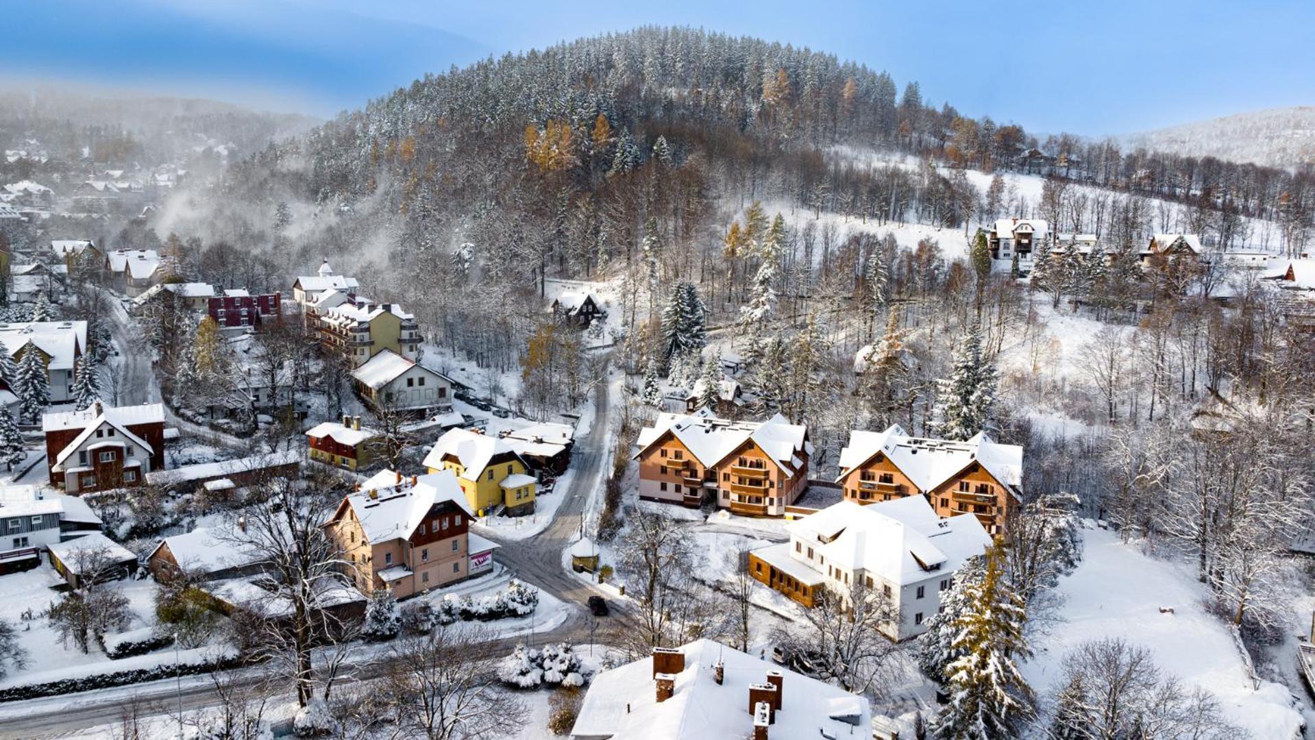 Komfortowy Apartament Lotos Z Sauna, Klimatyzacja I Widokiem Na Sniezke Karpacz Buitenkant foto